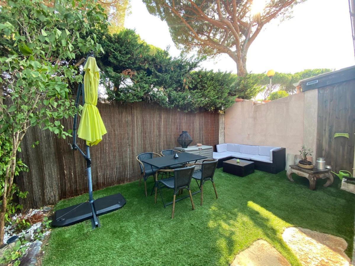 Agreable Studio Proche Sttropez Piscine Et Tennis Gassin Eksteriør billede
